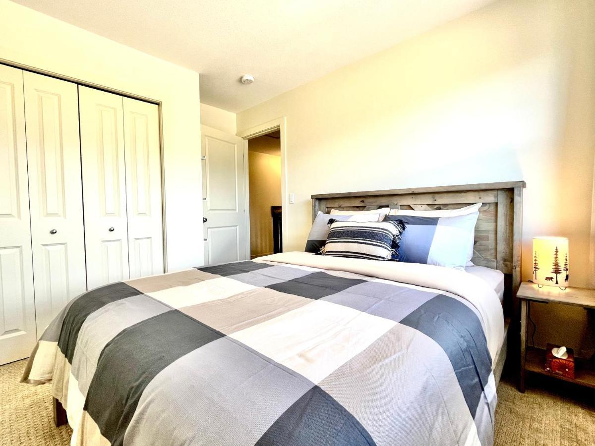 Perfect Base Invermere 3Bd Townhouse Mt Views With Garage Kültér fotó